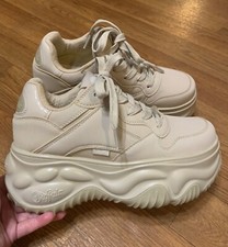 Women buffalo platform for sale  Troy