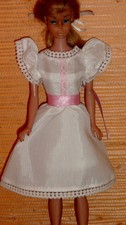 Vintage robe poupée d'occasion  Sucy-en-Brie