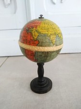 Globe terrestre miniature d'occasion  Saint-André-de-Cubzac