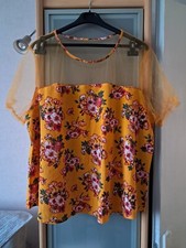 Tunique neuve taille d'occasion  Verneuil-l'Étang