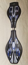 Turecki model, niebieski, waveboard Triatholon T154, z kołami LED i walizką na sprzedaż  Wysyłka do Poland