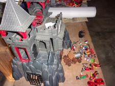Playmobil chateau dragon d'occasion  Le Barcarès