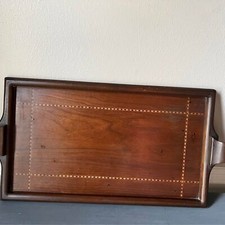 Bandeja de servir vintage retangular de madeira com design embutido e alças elevadas comprar usado  Enviando para Brazil