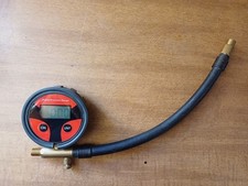 Manometro pressione gomme usato  Fiumicino