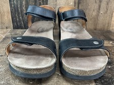 Taos luvie luv for sale  Covington