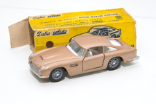 Dalia solido aston d'occasion  Calais