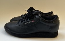 Tênis esportivo Reebok clássico princesa feminino preto tamanho 5.5 comprar usado  Enviando para Brazil