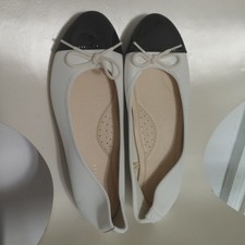 Women fashionable flat for sale  WALSALL