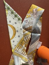 Hermès foulard twilly d'occasion  Cergy-