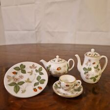 Wedgwood wild strawberry gebraucht kaufen  Hennef