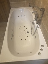 jacuzzi for sale  COLNE