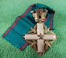 Croce cavaliere ordine usato  Italia