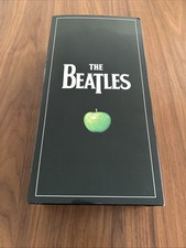 The Beatles caixa estéreo compilação 16xCD, 1xDVD 2009 Europa edição limitada comprar usado  Enviando para Brazil