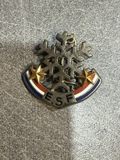 Insigne broche badge d'occasion  Mennecy