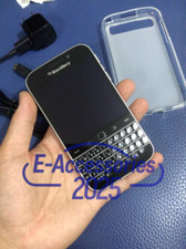 BlackBerry Classic Q20 SQC100 16GB Unlocked 4G Keyboard Smartphone comprar usado  Enviando para Brazil