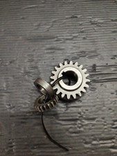Ingranaggio denti elicoidali usato  Italia