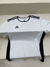Maglietta adidas sportiva usato  Milano