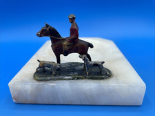 VINTAGE RAPOSA CAÇA CÃES, CAVALOS E CAVALEIROS MONTADOS EM UMA BANDEJA DE BUGIGANGAS DE MESA ÔNIX comprar usado  Enviando para Brazil