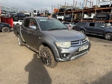 Mitsubishi l200 radiator for sale  HALIFAX