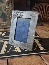 Antiguo marco de fotos antiguo vintage artesanías art nouveau peltre reg# segunda mano Antiguo marco de fotos antiguo vintage artesanías art nouveau peltre reg# segunda mano  Embacar hacia Mexico
