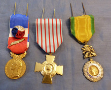 Lot médailles médaille d'occasion Lot médailles médaille d'occasion  France
