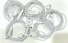 5X Apple EarPods conector Lightning no canal auditivo A1748 MWTY3AM/A - Original novo comprar usado 5X Apple EarPods conector Lightning no canal auditivo A1748 MWTY3AM/A - Original novo comprar usado  Enviando para Brazil