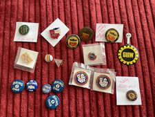 Vintage lot pinbacks for sale  Wadsworth