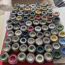 Pintura modelo esmalte Humbrol y otras bandas 14 ml X 65 macetas en total... Ver fotos segunda mano  Embacar hacia Mexico