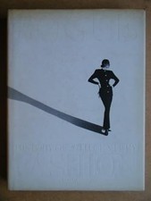Usado, "Vogue" História da Moda do Século XX, Mulvagh, Jane, Usado; Bom Livro comprar usado  Enviando para Brazil