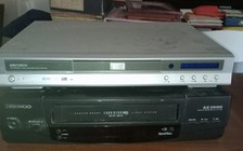 Videoregistratore vhs dvd usato  Siracusa
