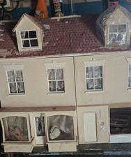 Dolls house cottage for sale  LUTON