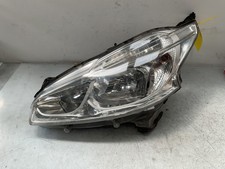 faro peugeot 208 usato  Italia