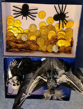 Schatztruhe gold fledermaus gebraucht kaufen  Uelzen