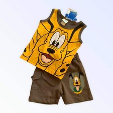 Completo pantaloncini canotta usato  Primiero San Martino di Castrozza