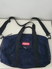 Bolsa De Deporte Supreme Navy De Malla SS16 Con Logo Rojo Ligera comprar usado Bolsa De Deporte Supreme Navy De Malla SS16 Con Logo Rojo Ligera comprar usado  Enviando para Brazil
