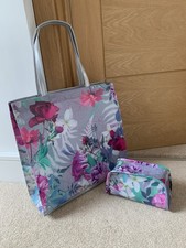 Large floral shopping for sale  WARE