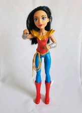 Figurine wonder woman d'occasion  Pontvallain