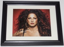 Gloria estefan autographed d'occasion  Expédié en France