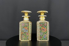 Paire flacons porcelaine d'occasion Paire flacons porcelaine d'occasion  Uzès