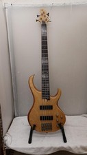 Baixo ativo IBANEZ 5 cordas BTB555AH comprar usado  Enviando para Brazil