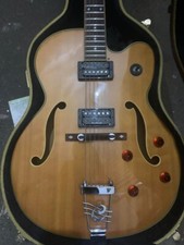 Chitarra semiacustica usata usato  Catania