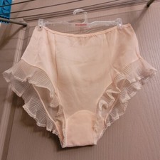 Lingerie vintage culotte d'occasion  Saint-Yorre