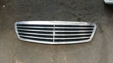 Mascherina cofano mercedes usato  Italia