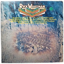 Rick Wakeman Journey To The Centre Of The Earth Vinyl Lp Record Gatefold Booklet comprar usado Rick Wakeman Journey To The Centre Of The Earth Vinyl Lp Record Gatefold Booklet comprar usado  Enviando para Brazil