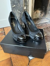 Chanel escarpins daim d'occasion  Paris XVIII
