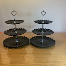 Lot présentoirs gateaux d'occasion  Donnemarie-Dontilly