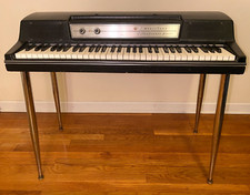 Wurlitzer 200a electric d'occasion  Expédié en Belgium