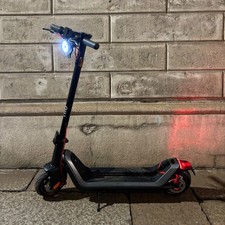 Monopattino elettrico niu usato  Milano