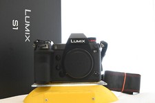 Panasonic lumix body usato  Udine