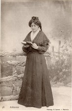 Arlésienne folklore d'occasion  Liverdun